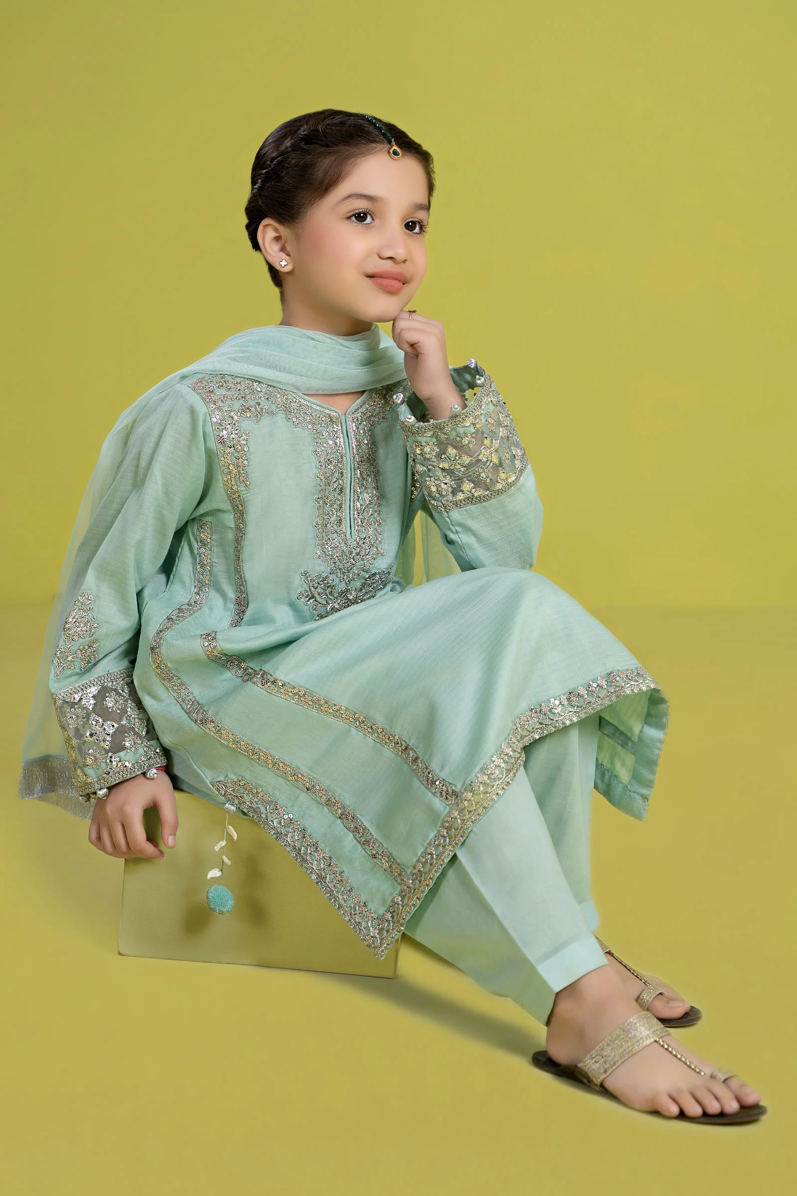 3 Piece Embroidered Dobby Suit - Image 9