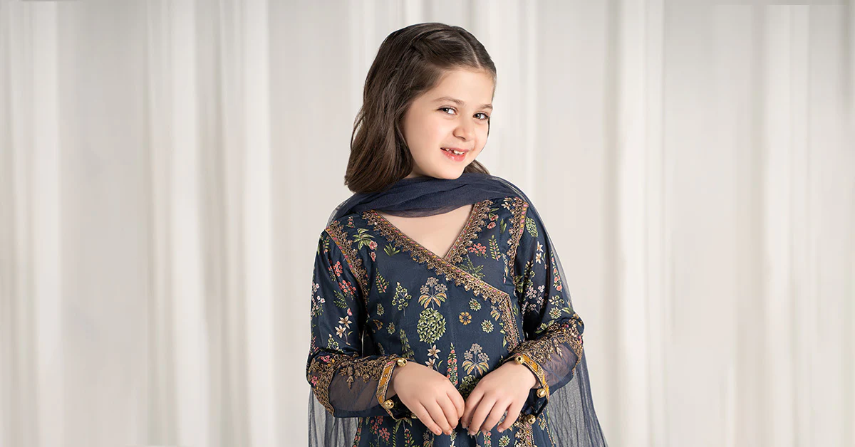 3 Piece Printed Lawn Suit - Image 6