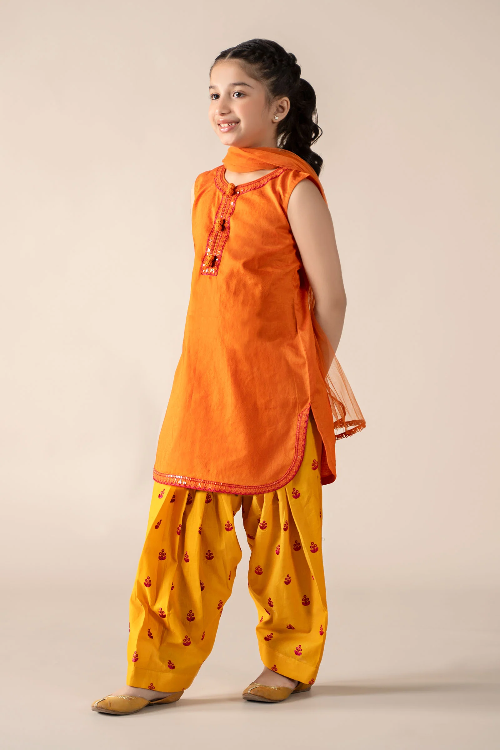 3 Piece Embroidered Dobby Lawn Suit - Image 7