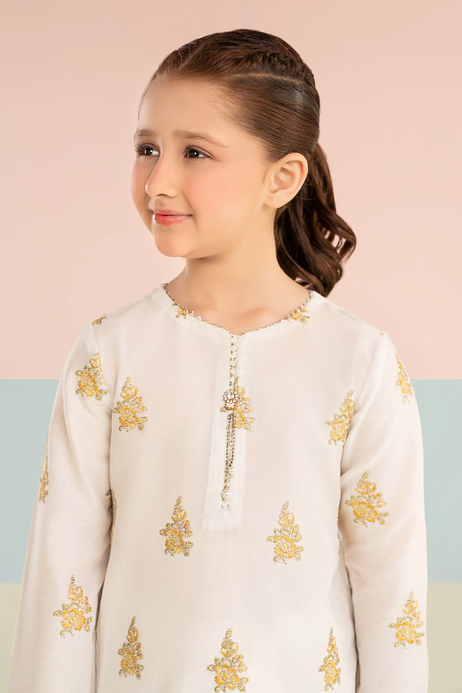 3 Piece Embroidered Dobby Lawn Suit - Image 4