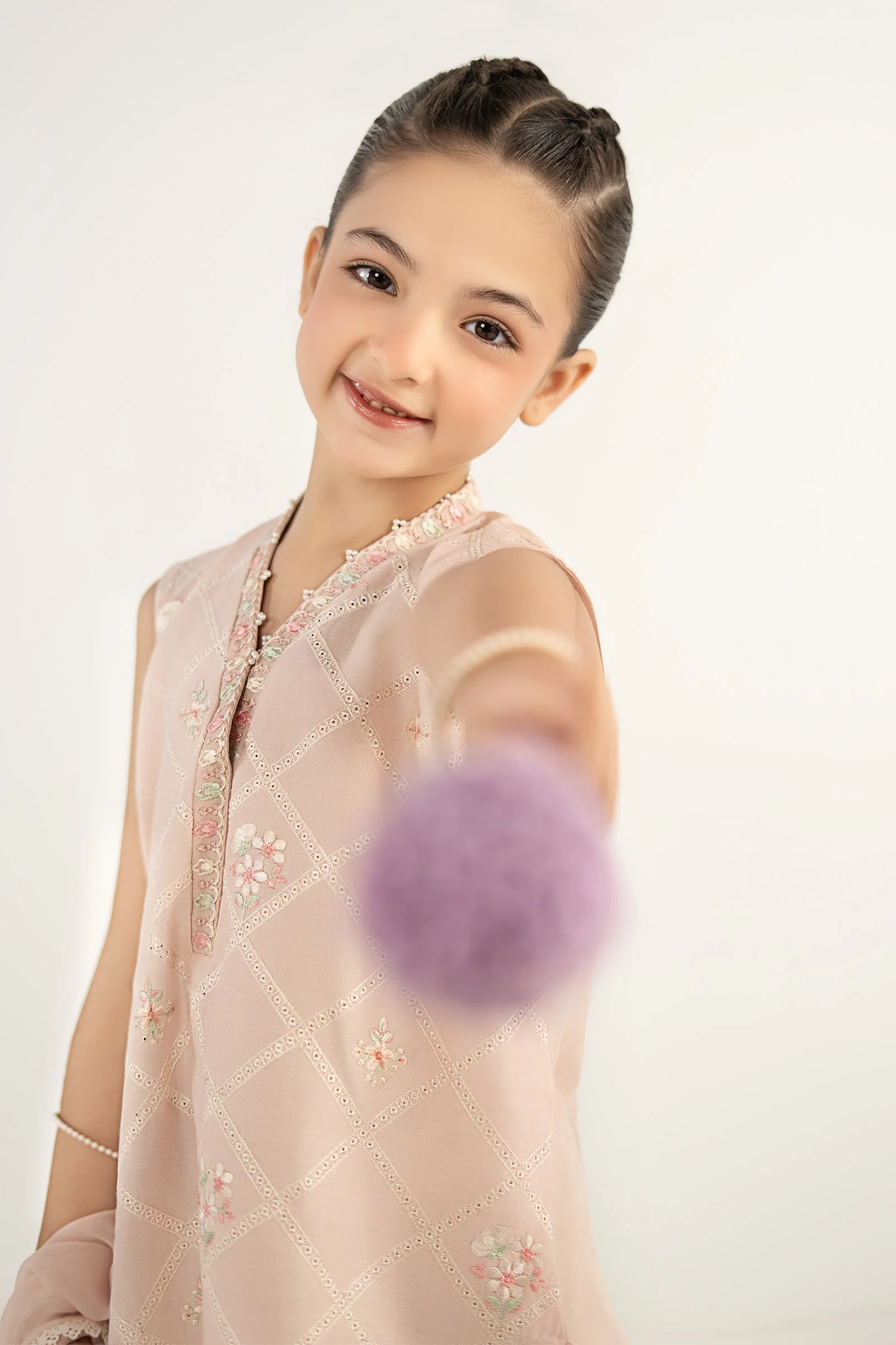 3 Piece Embroidered Dobby Lawn Suit - Image 3