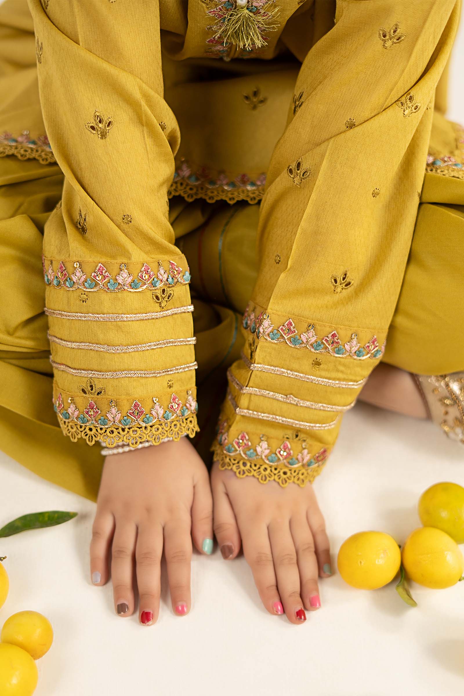 3 Piece Embroidered Dobby Lawn Suit - Image 5