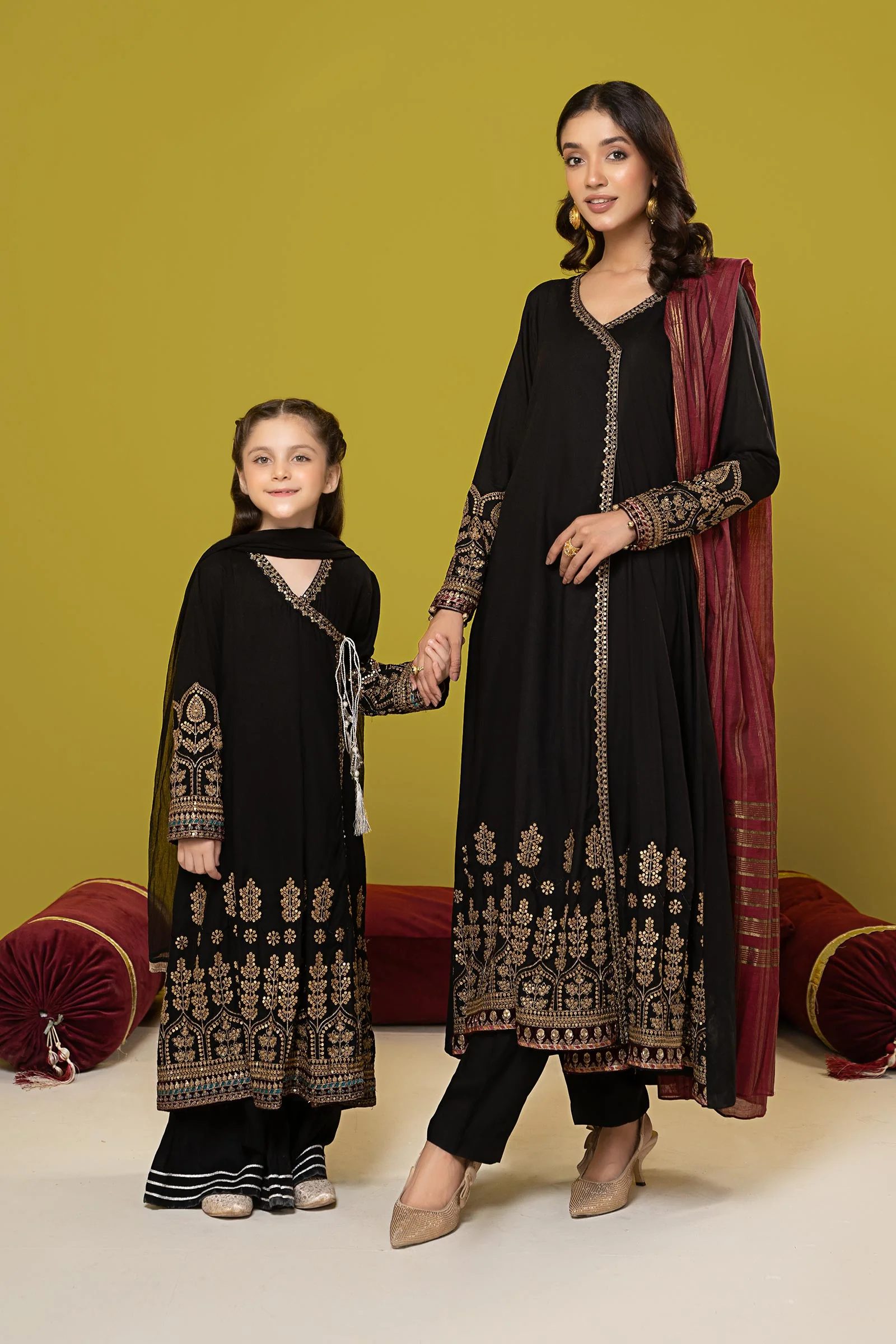 Suit Black MKD-W23-07 - Image 2