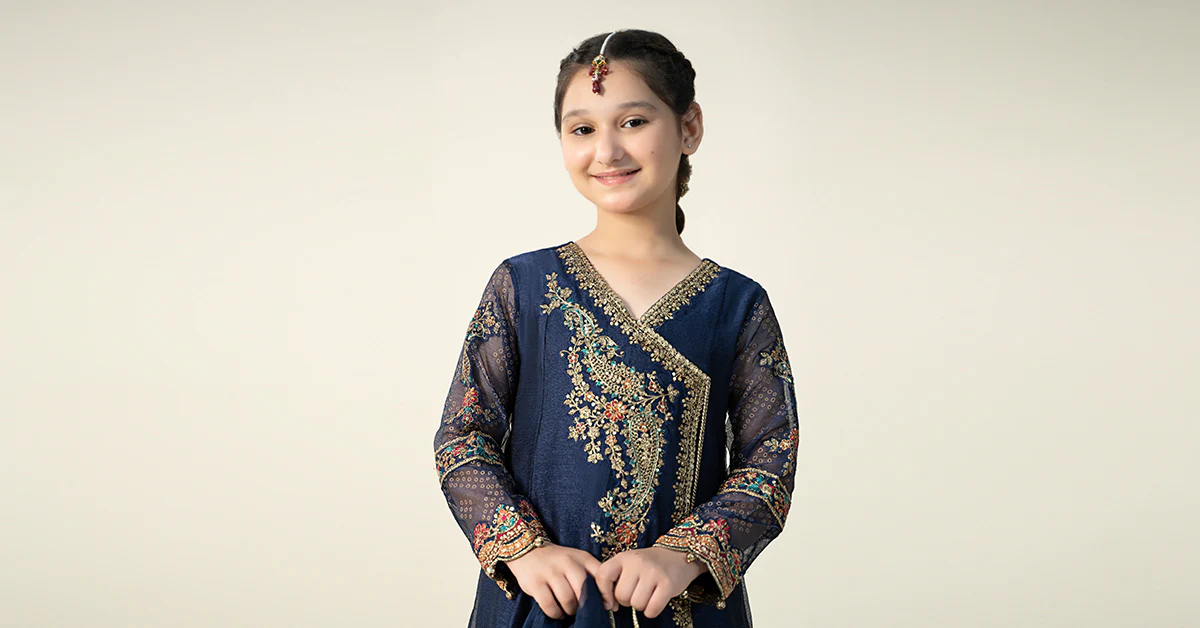3 Piece Embroidered Paper Cotton Suit - Image 9