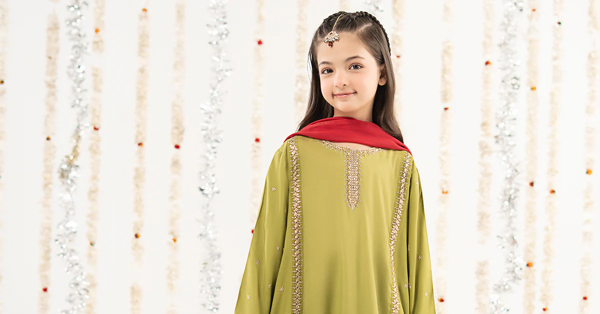 3 Piece Embroidered Raw Silk Suit - Image 9