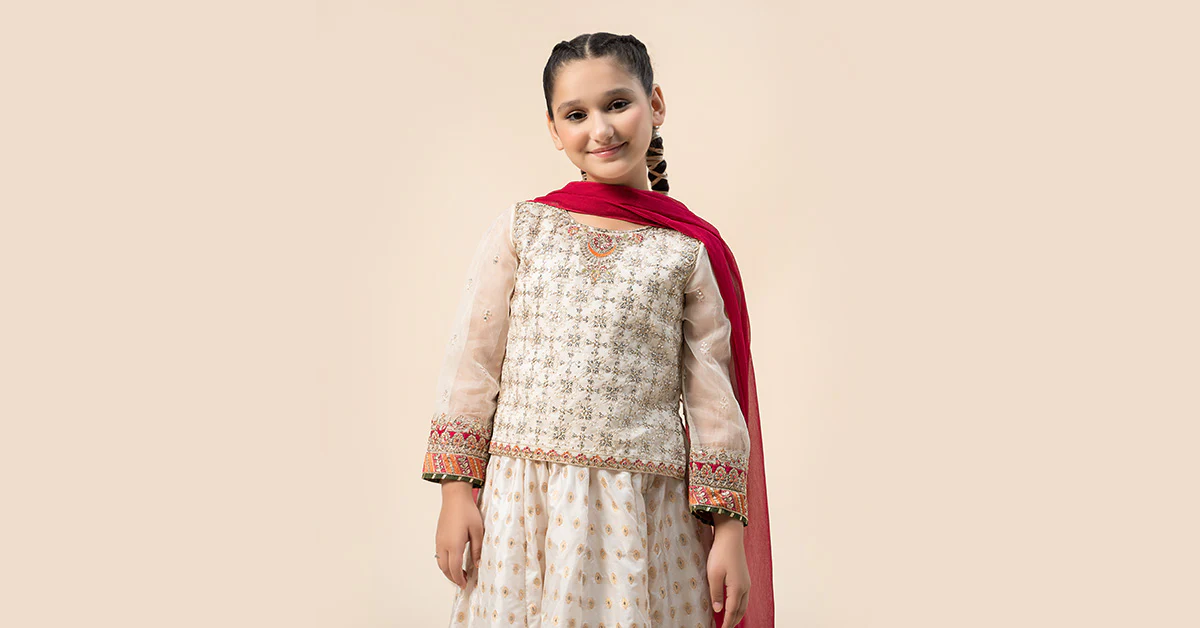 3 Piece Embroidered Organza Suit - Image 6