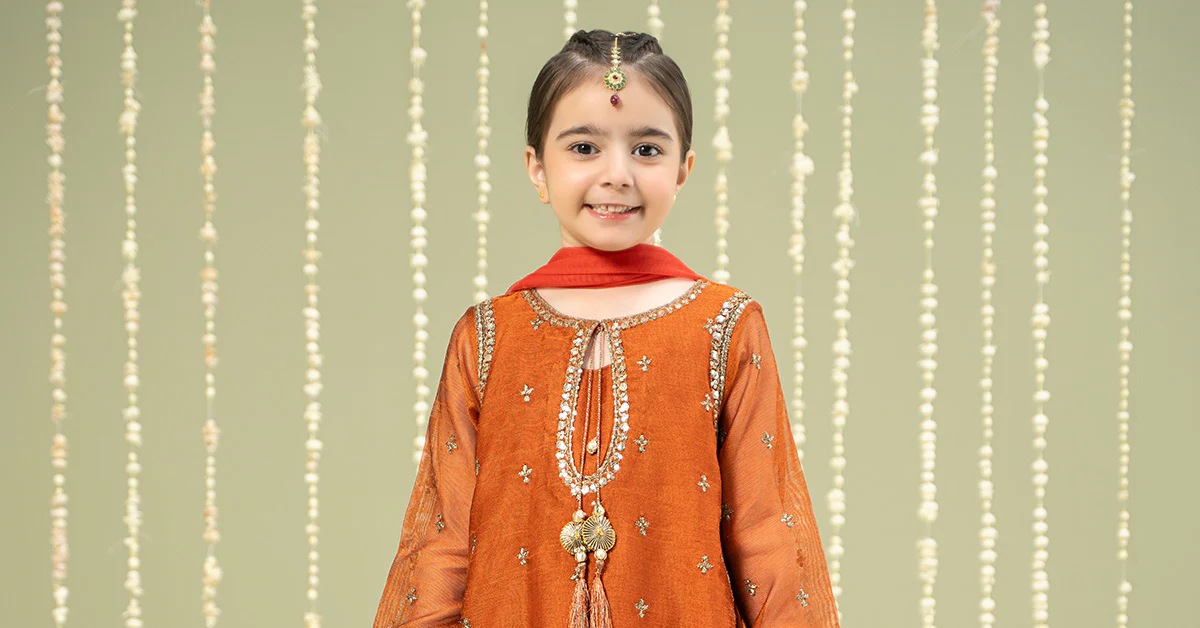 3 Piece Embroidered Paper Cotton Suit - Image 7
