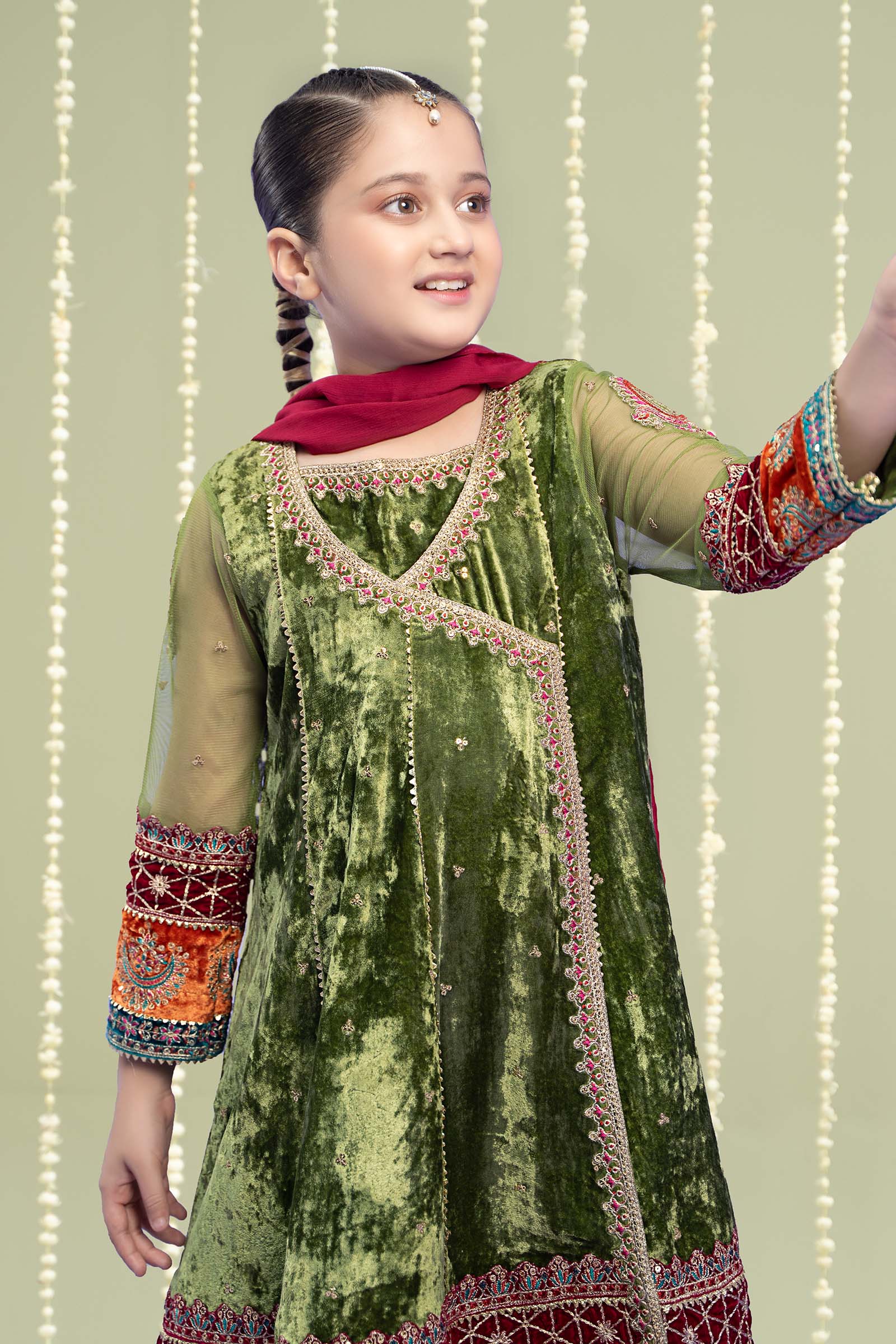 3 Piece Embroidered Velvet Suit - Image 2