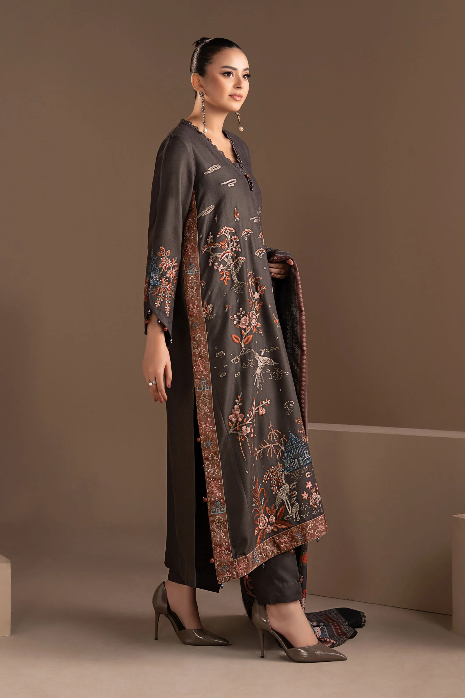 3 Piece Embroidered Twill Linen Suit - Image 7