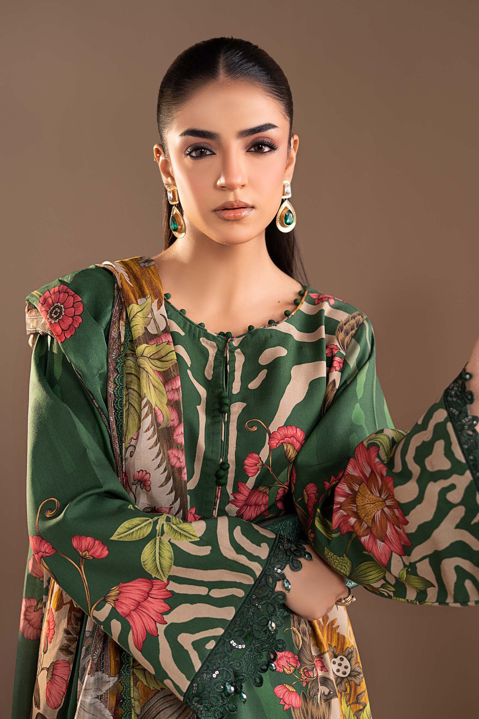 3 Piece Embroidered Linen Suit - Image 2