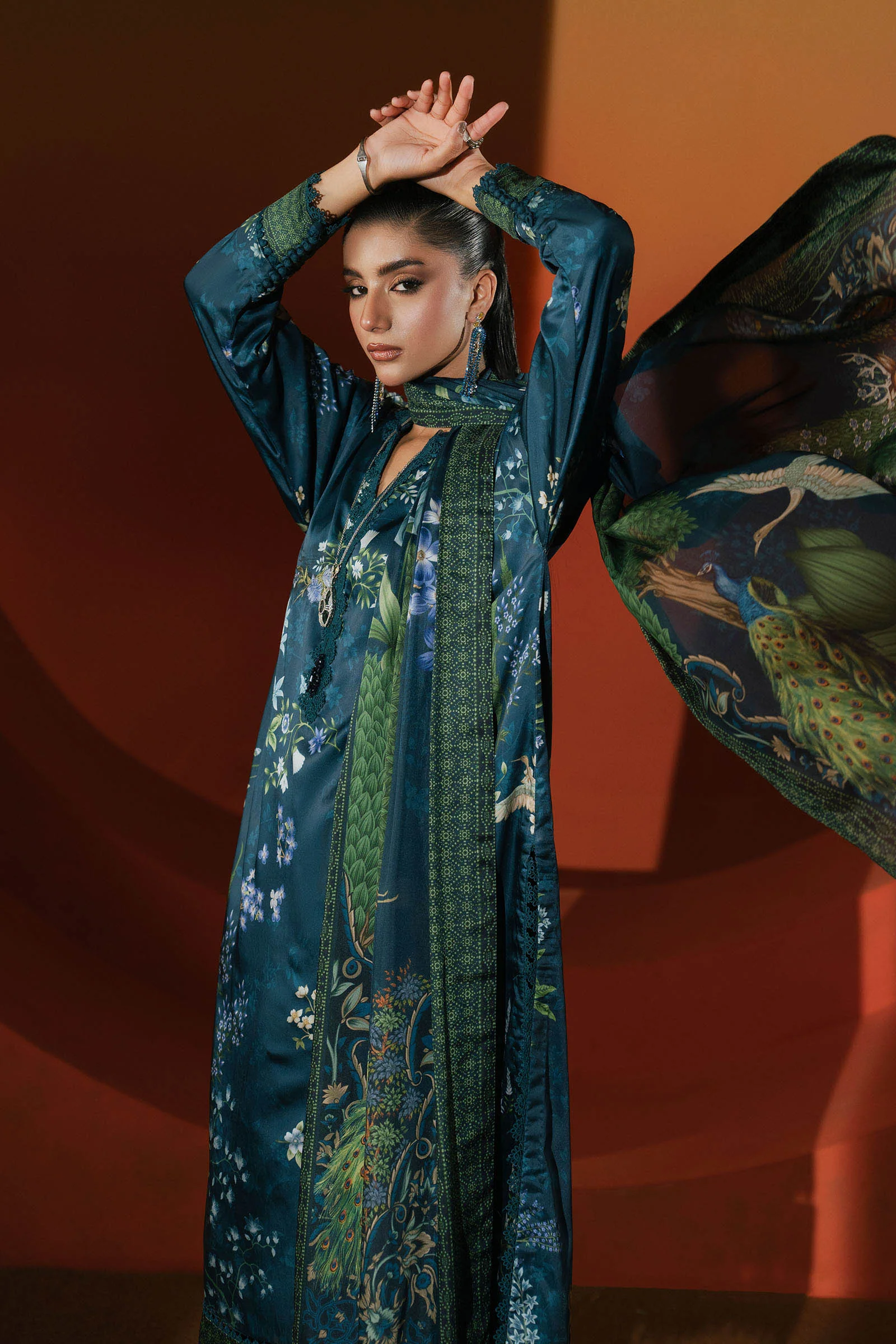 3 Piece Printed Satin Silk Suit - Image 5