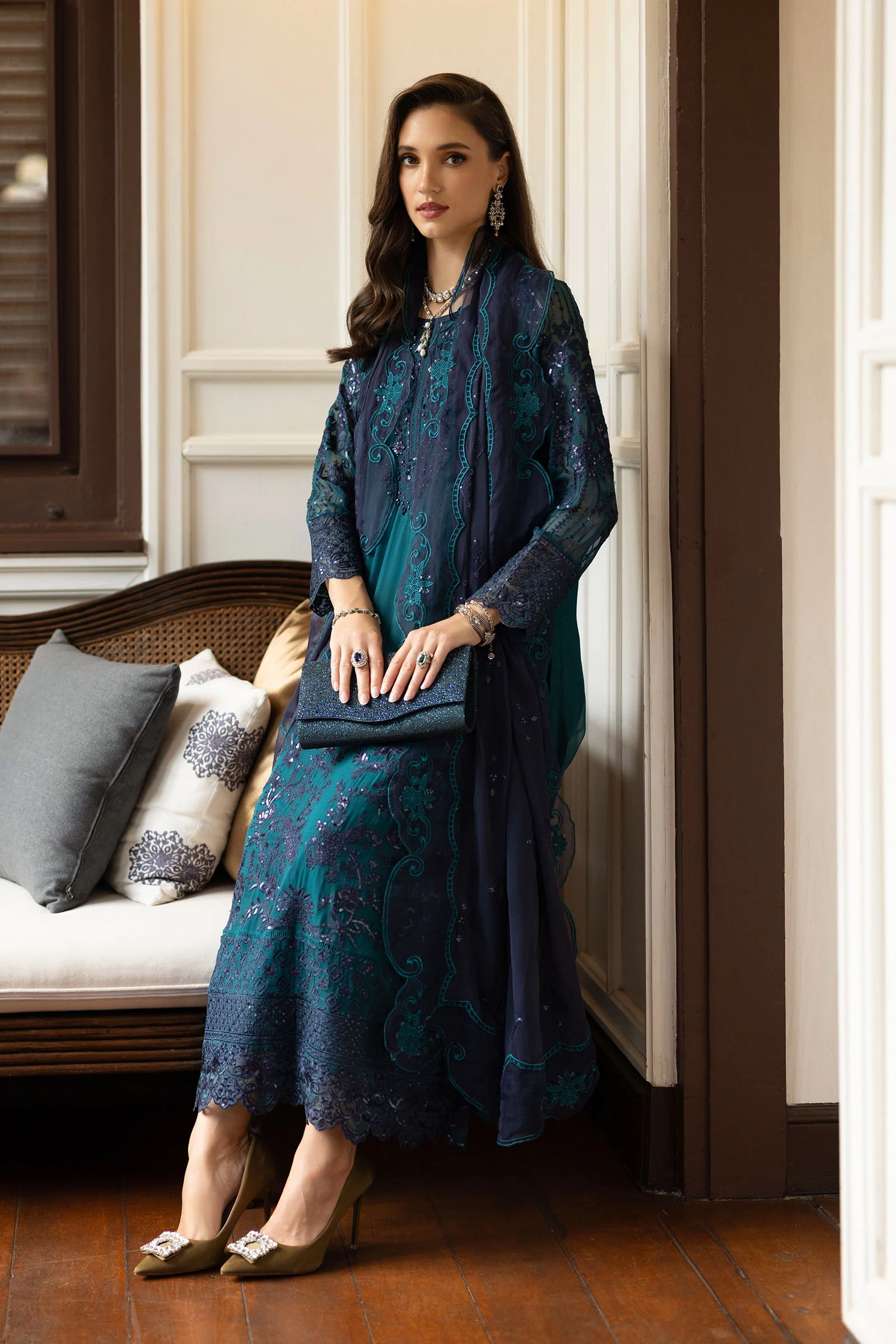 3 Piece Embroidered Chiffon Suit - Image 4