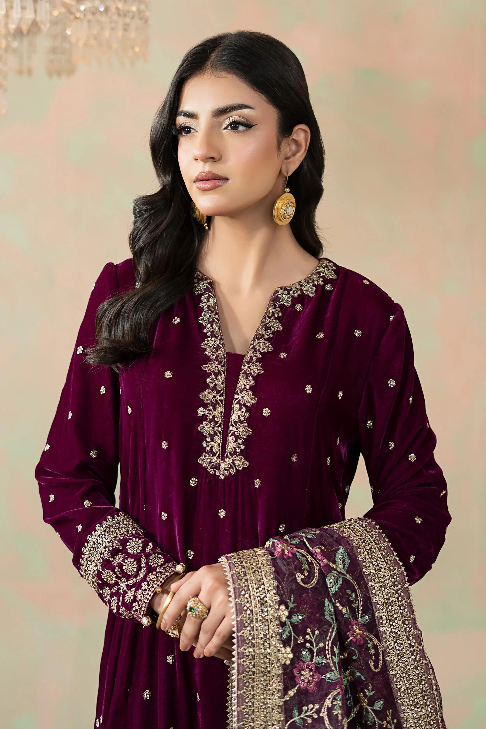 3 Piece Embroidered Velvet Suit - Image 2