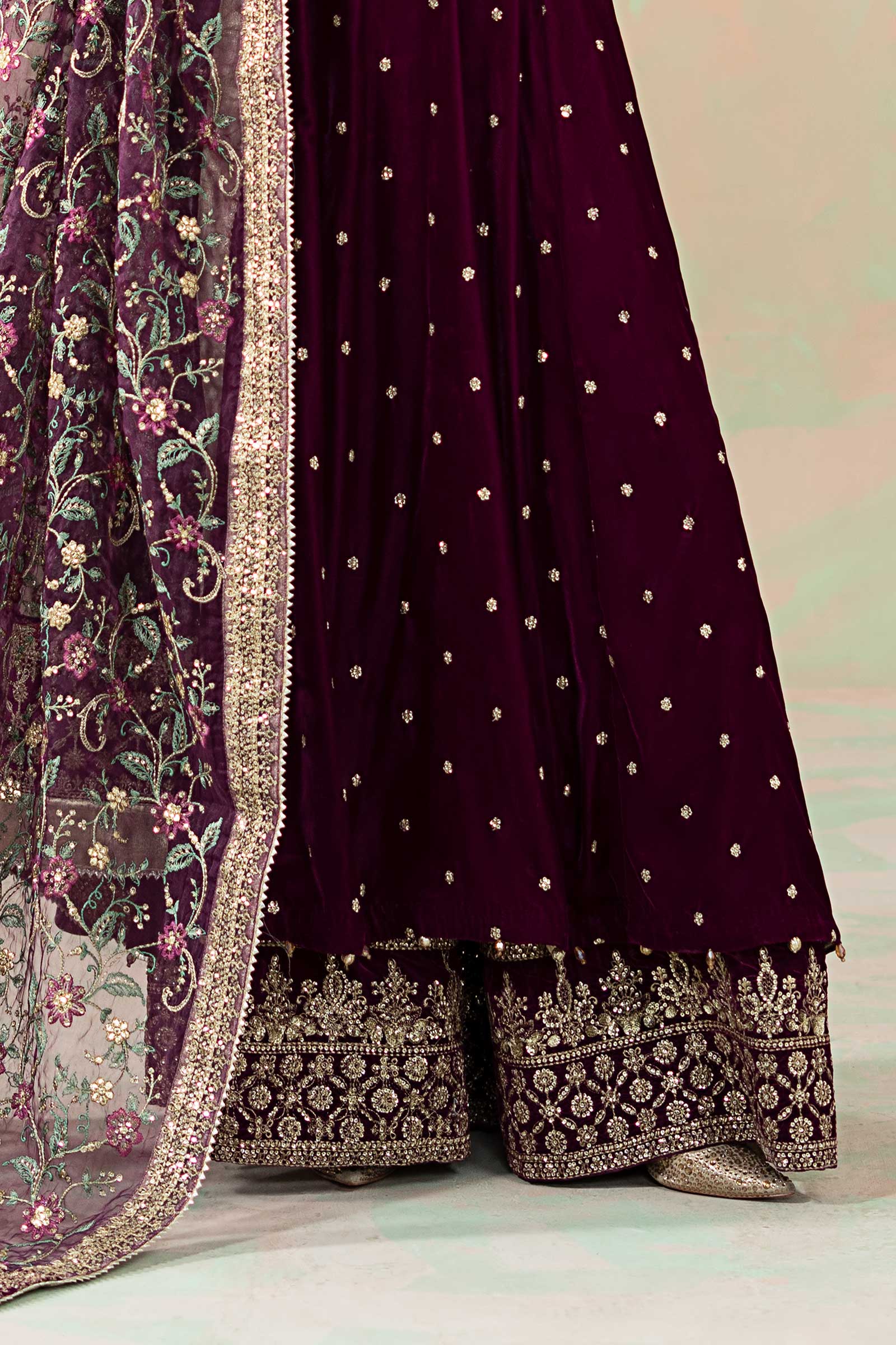 3 Piece Embroidered Velvet Suit - Image 4