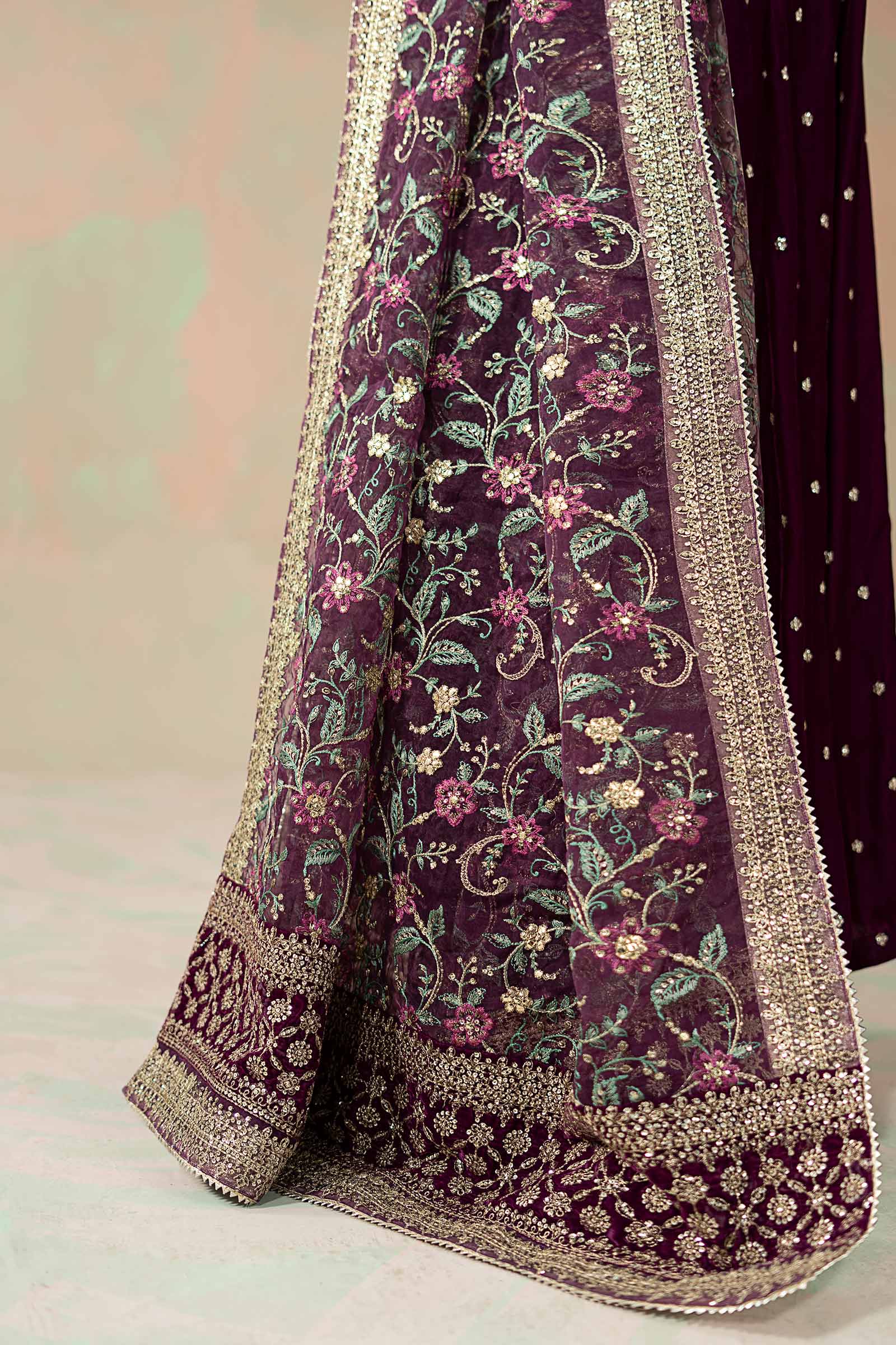 3 Piece Embroidered Velvet Suit - Image 6