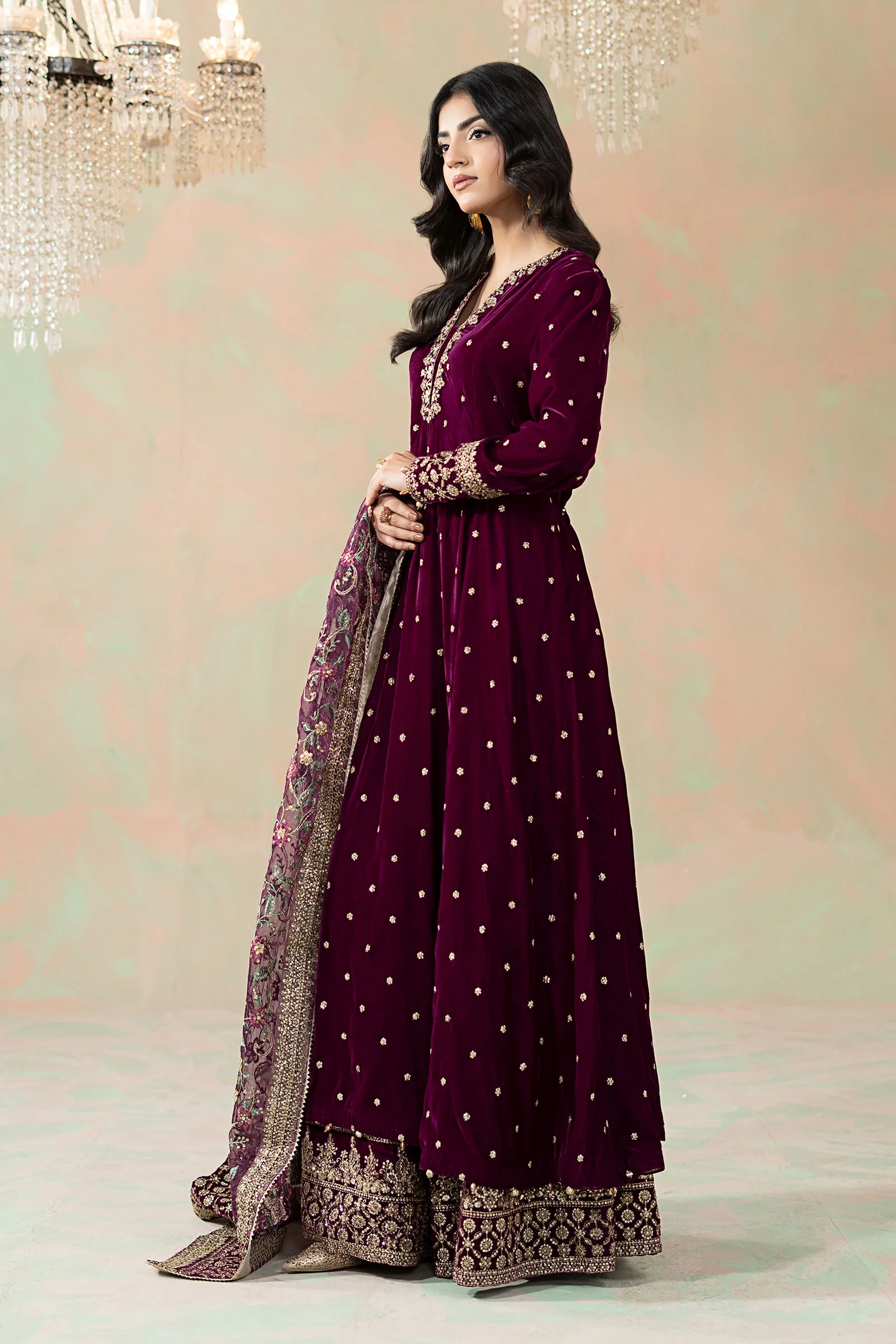 3 Piece Embroidered Velvet Suit - Image 7
