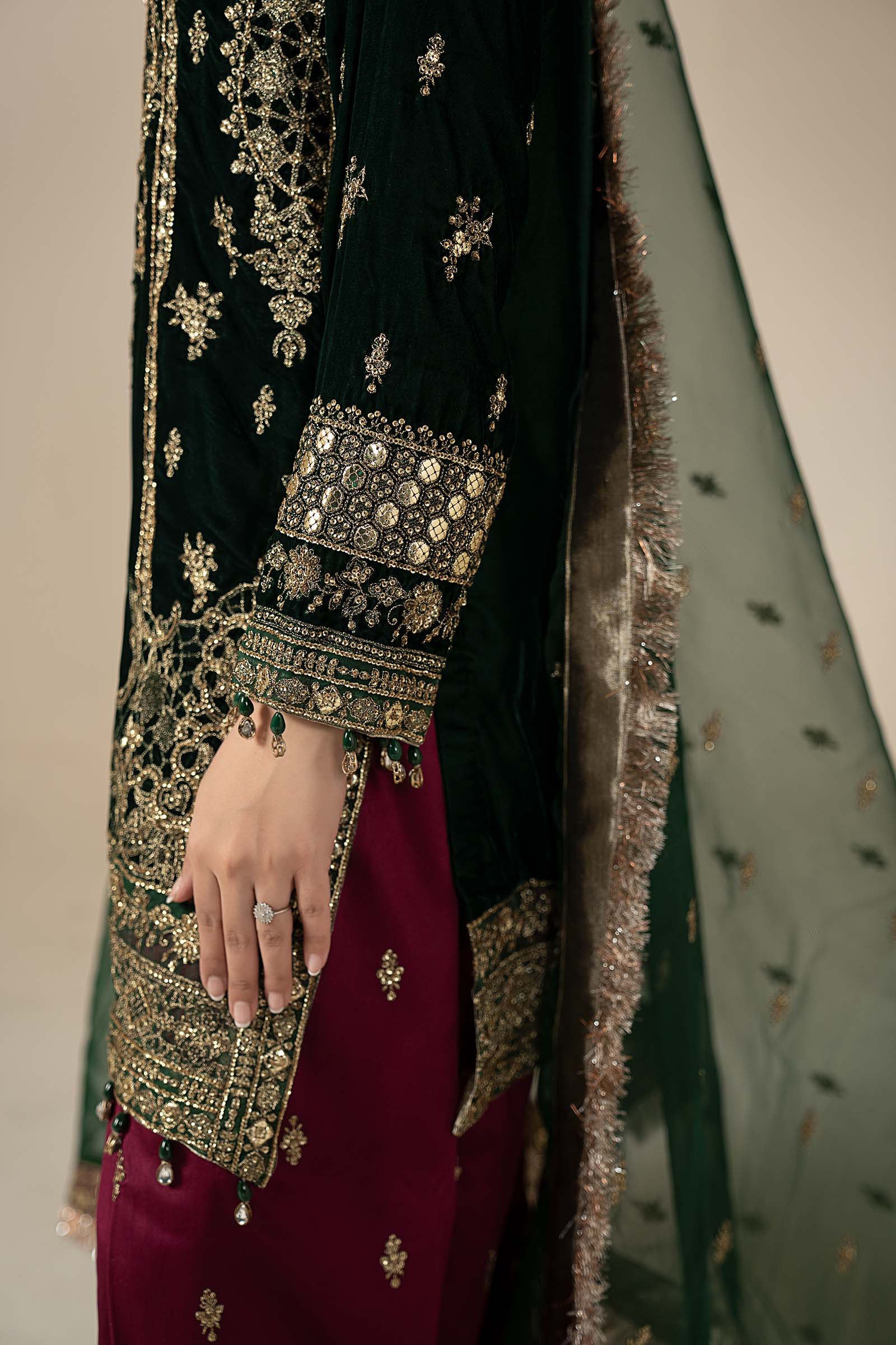 3 Piece Embroidered Velvet Suit - Image 4